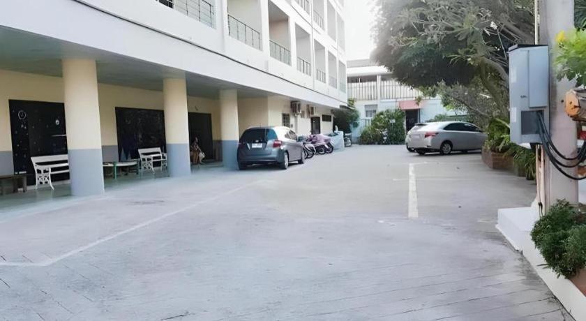 Central Place Hotel Rayong Exterior foto